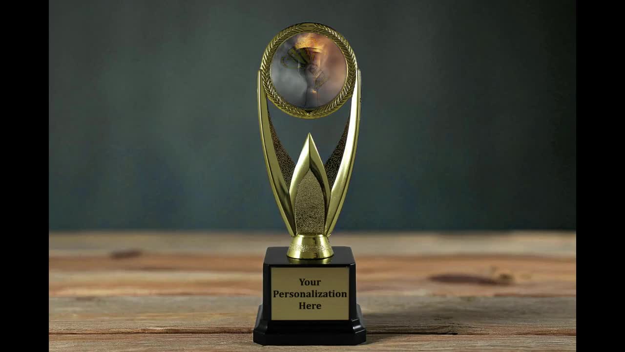 【レア】ラウンドワン　Champion　Trophy Champion Trophy the Best Award | Custom Championship Trophy | Game
